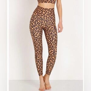 Beach riot piper leggings leopard size medium
